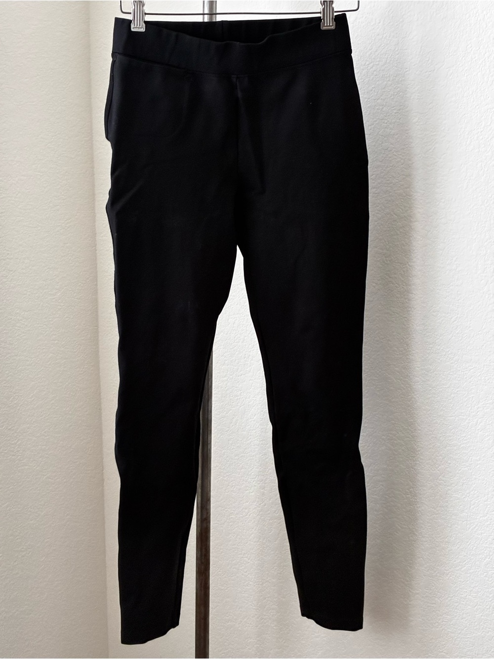 Quince sz M black stretch pants hidden waistband pocket